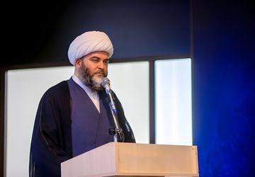  مدرسه ساختن بسیار مهم است، ولی تربیت نسل جدید از ساختن مدرسه مهم‌تر است