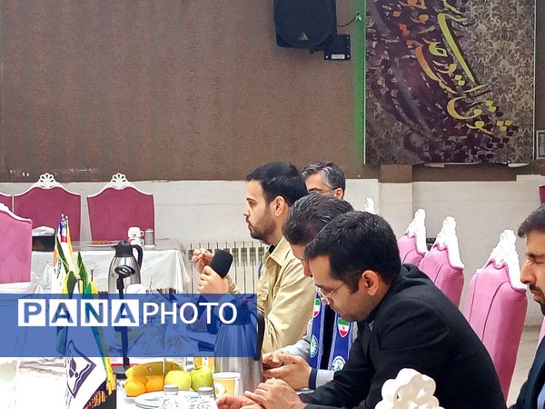 نشست هم‌اندیشی معاونان پرورشی و تربیت‌بدنی نواحی و مناطق استان خراسان رضوی