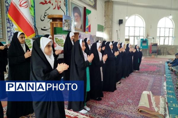 گرامیداشت سالروز ورود امام خمینی به میهن در نماز جمعه گلوگاه 