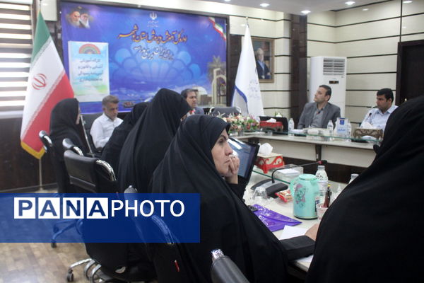 کارگاه آموزشی آشنایی با قانون و آیین‌نامه رسیدگی به تخلفات اداری در بوشهر