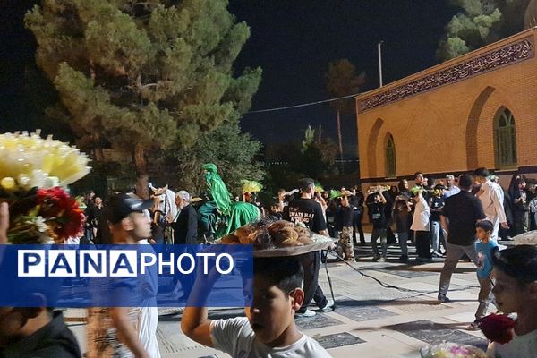 شهر پیشوا غرق در شور حسینی؛ طنین لبیک یا حسین در کوچه‌پس‌کوچه‌های دیار عاشقان