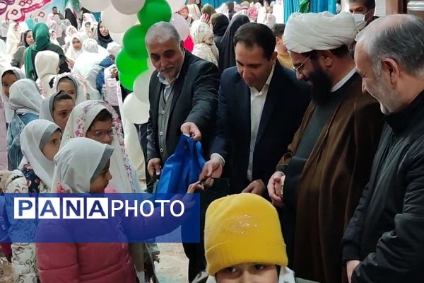 برگزاری جشن تکلیف مختص ۱۰۰۰ دانش‌آموز دختر در مسجد سلمان فارسی