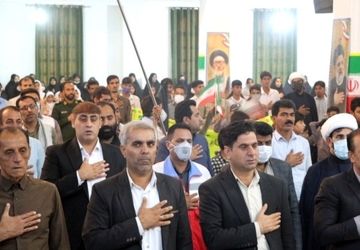 هم‌زمان با عطر فاطمی، فریاد استکبارستیزی در قلعه‌گنج طنین‌انداز شد