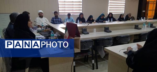 دوره توانمندسازی پرورشیان مدارس غیردولتی قشم