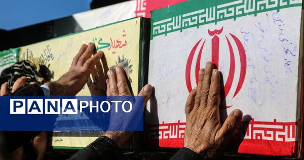 مراسم تشییع پیکرهای ۷ شهید گمنام در کرمانشاه