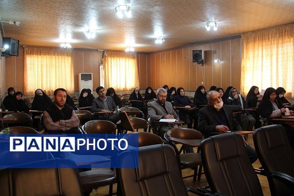 برگزاری برنامه روشنگری به مناسبت دهه بصیرت 