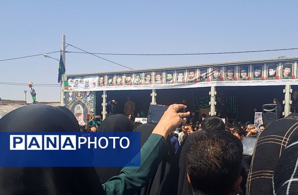 قاب هایی که عاشقی را ثبت می کنند