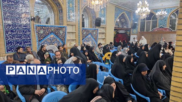 محفل هفتگی انس با قرآن به میزبانی استان البرز در آستان امامزاده حسن(ع) کرج