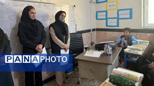 تقدیر از برگزیدگان ویژه‌برنامه هفته جهانی فضا در مدارس حاجی‌آباد