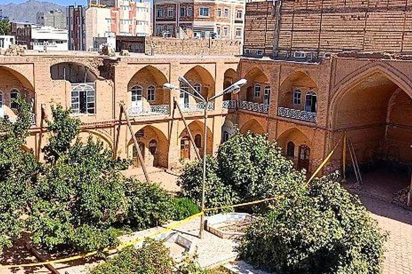 مدرسه ای به قدمت قاجار؛ حاج سلطان العلما همچنان نفس میکشد