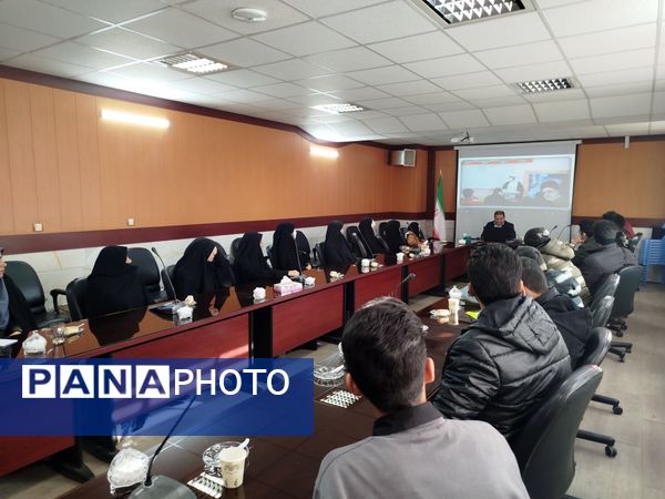 جلسه تودیع و معارفه فرمانده بسیج دانش‌آموزی شهرستان کاشمر 