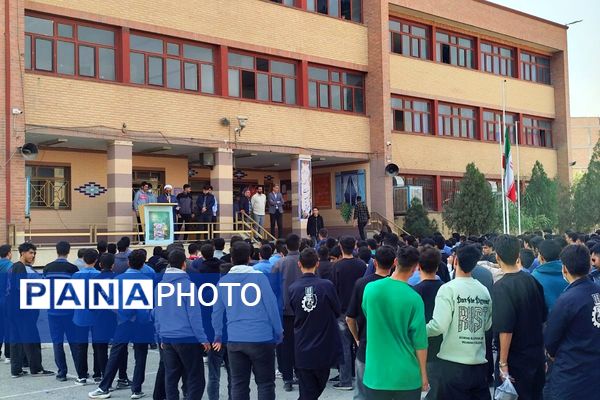 انتخابات شورای دانش‌آموزی در هنرستان موفقیان اسلامشهر