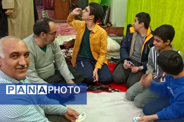 حضور دانش‌آموزان ناحیه 2 شهرری در مراسم اعتکاف دانش‌آموزی 