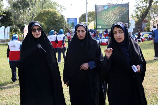 بازدید مدیرکل آموزش‌وپرورش گیلان از رقابت‌های ملی «آماده» در بندرانزلی