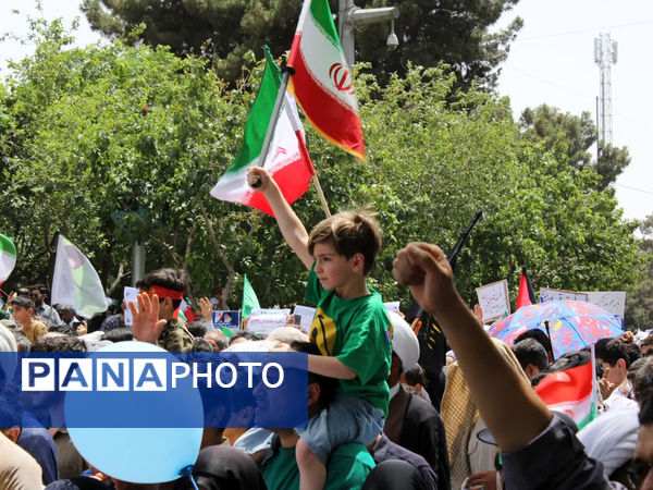 راهپیمای جمعه خشم و نصر در قم