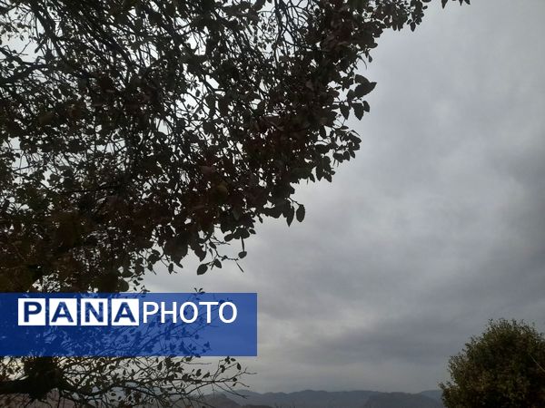 بازگشت باران به میانکوه پس از ماه‌ها خشکسالی