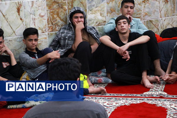 برگزاری حلقه‌های معرفتی صالحین در اعتکاف دانش‌آموزی فهرج