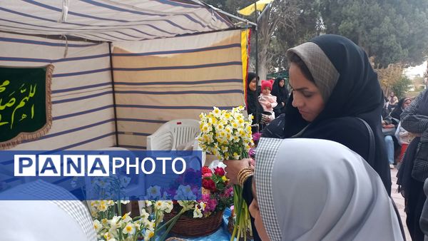 روز مادر، تجلی عشق الهی در سیمای حضرت زهرا(س)