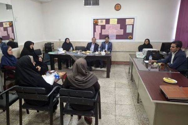 نقش معلمان در کاهش آسیب‌های اجتماعی دانش‌آموزان پررنگ‌تر می‌شود