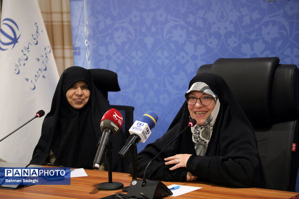  گردهمایی کارشناسان مسئول امور زنان و خانواده آموزش‌ و پرورش