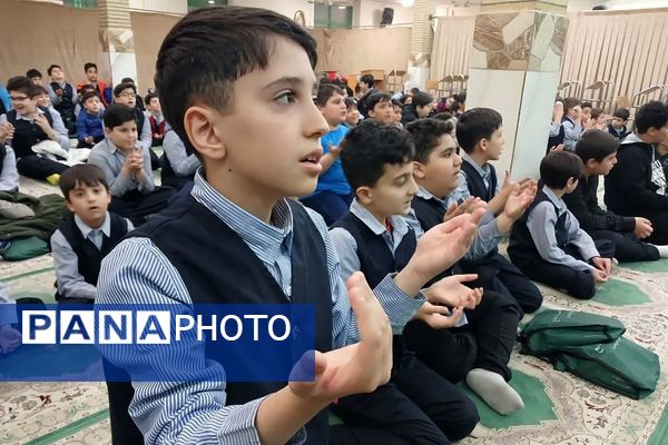 سفره افطار در دبستان شاهد بهنام محمدی ناحیه 2 کرج 
