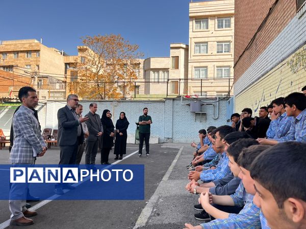 برگزاری انتخابات انجمنهای ورزشی با حضور مسئولان آموزش و پرورش منطقه۱۵