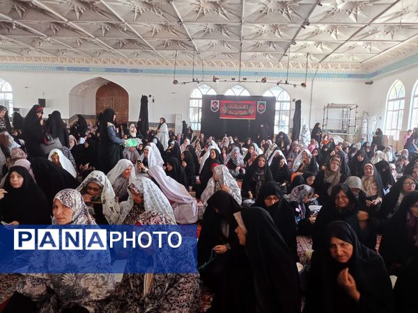 نماز جمعه‌ای با رنگ و بوی معلمی