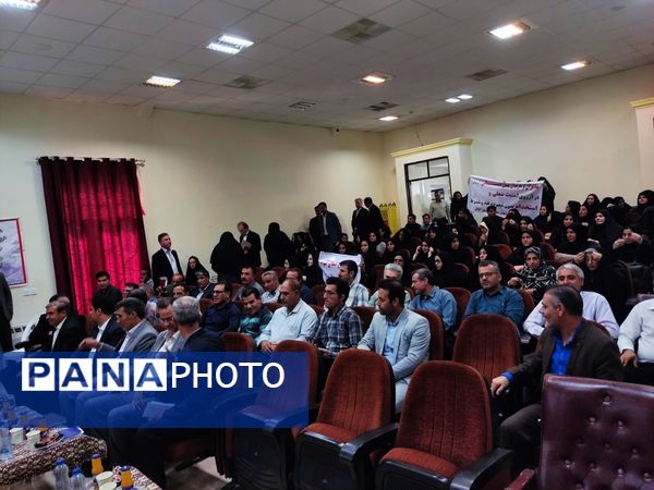 معاون وزیر آموزش و پرورش با مدیران مدارس شهرستان آبدانان دیدار کرد
