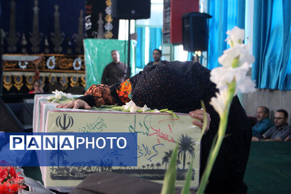 حضور نوجوانان در سی و پنجمین یادواره شهدای روستای فردوی قم