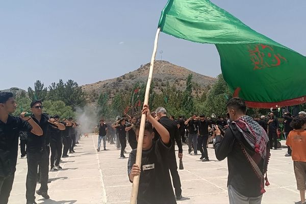 مراسم تاسوعای حسینی در آستانه سید سلطان فقیه‌الدین