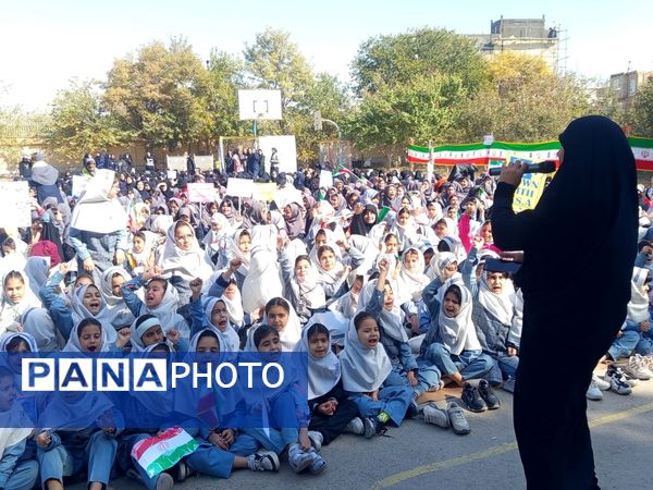 مراسم ۱۳ آبان در مجتمع آموزشی المهدی(عج)