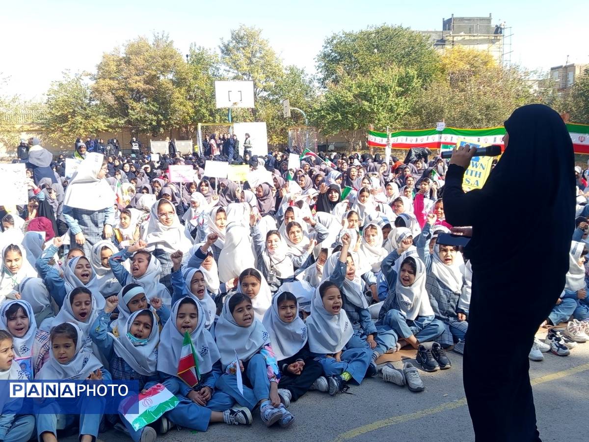 مراسم ۱۳ آبان در مجتمع آموزشی المهدی(عج)