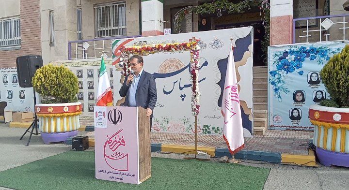 معلمان کنش‌گران فرهنگ و تمدن ایرانی اسلامی هستند