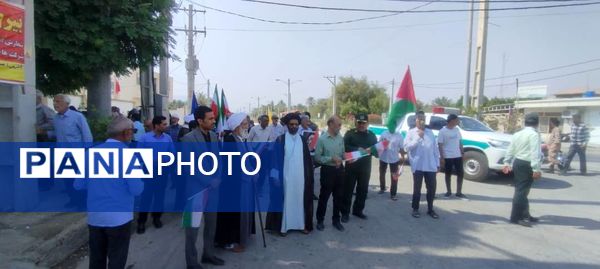 حضور پرشور مردم فین در میعادگاه نماز جمعه