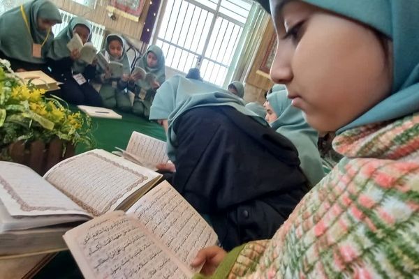 سه شنبه های مهدوی در دبستان شاهد تحقیقی ناحیه 6 