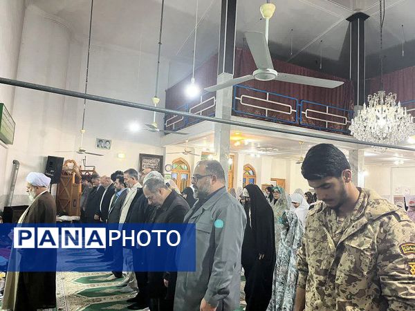 اعتکاف دانش‌آموزی در شهر بهنمیر