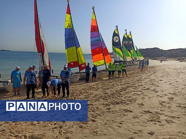 برگزاری مسابقات بادبانی و تورینگ در جزیره بوموسی
