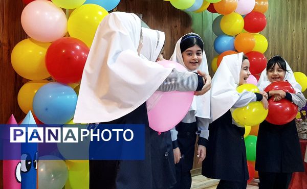 جشن شکوفه‌های دبستان دخترانه سما شیروان 