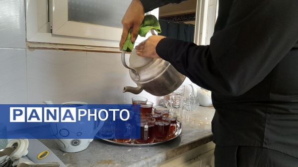 برگزاری مراسم زیارت عاشورا در اداره‌ آموزش و پرورش ناحیه ۴ کرج