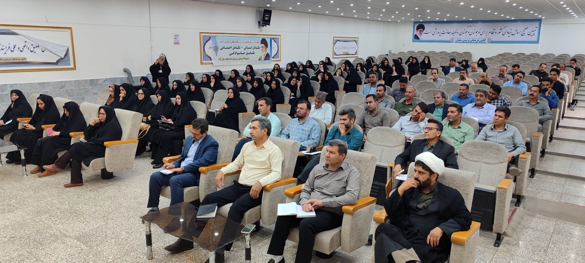 الگو برداری از مدارس موفق از زیر ساخت‌های موفقیت در نظام تعلیم و تربیت است