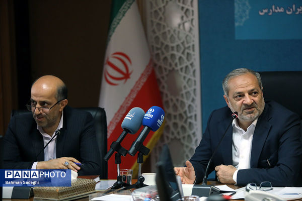 دومین جلسه هم‌اندیشی وزیر آموزش و پرورش با منتخبی از مدیران مدارس