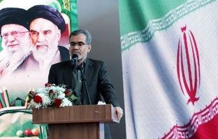 کوچک‌انگاری آموزش و پرورش باید از میان برداشته شود و معلم و مدرسه بر صدر تصمیمات قرار بگیرد