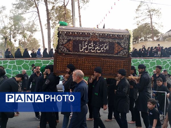 عزاداری مردم کاشان در روز شهادت امام سجاد (ع)