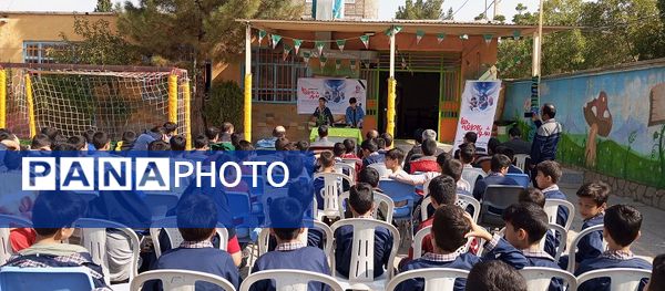 طنین شور عاطفه‌ها در مدرسه شهید صدوقی اسفراین