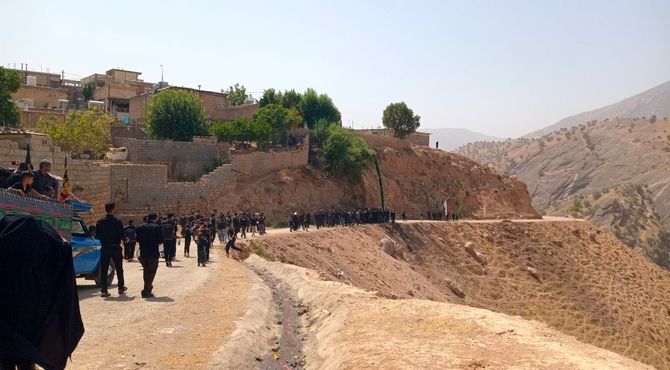 مراسم عزاداری تاسوعای حسینی در هیت« انصار حسین» روستای رفن