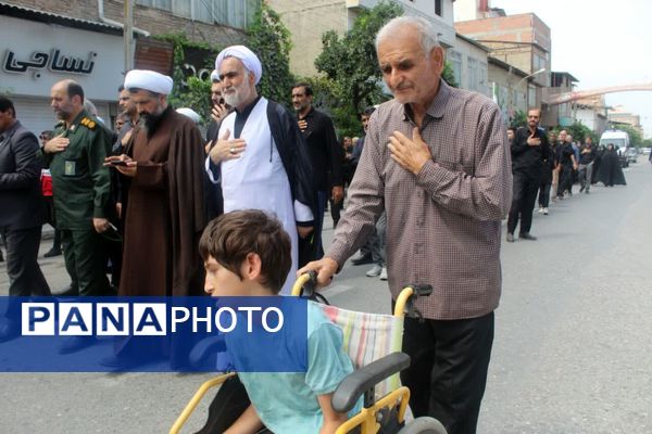 پیاده‌روی جاماندگان اربعین در گلوگاه 