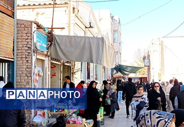 حال و هوای بازارهای کاشمر در آستانه شب یلدا
