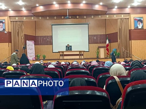 از کلاس خبرنگاری تا شکوفایی استعدادها