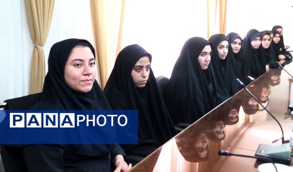 کارگروه دائمی  دختران نوجوان  شهرستان کاشمر 