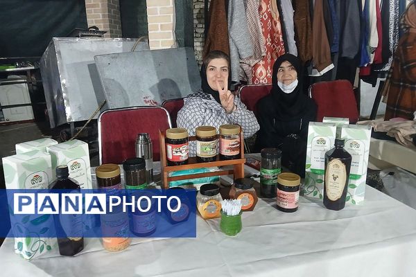 جشن بزرگ «یلدای مهربانی» در بازارچه کوثر؛ شب یلدایی با نوای عشق و همدلی 